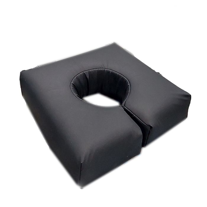 arianamed-Hollow-wheelchair-pillow-waterproof-1