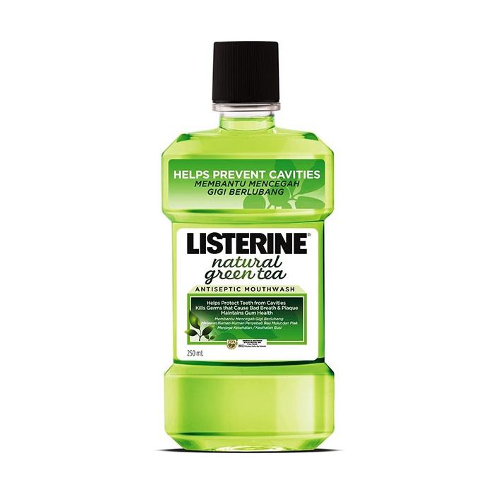 listerine-natural-green-tea-mouthwash-250ml-1