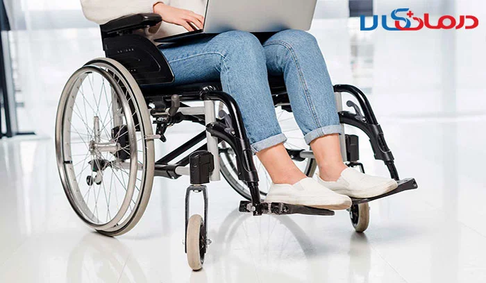 ویلچر مناسب سالمندان چه ویژگی ‌هایی دارد؟